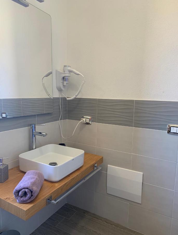 Brezza Di Mare Bed & Breakfast San Teodoro  Dış mekan fotoğraf